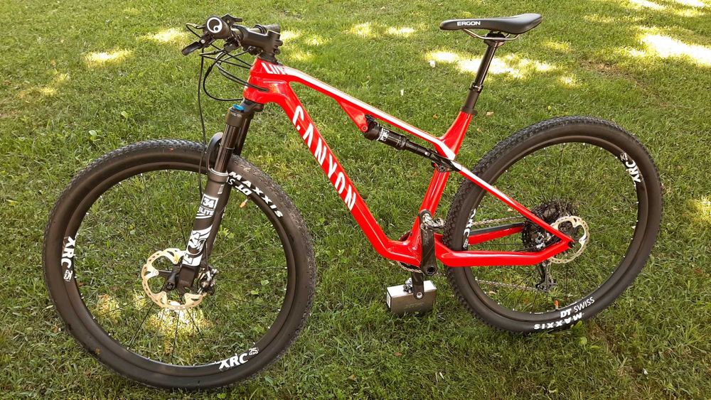 CANYON LUX CF SL 8.0 Race Team