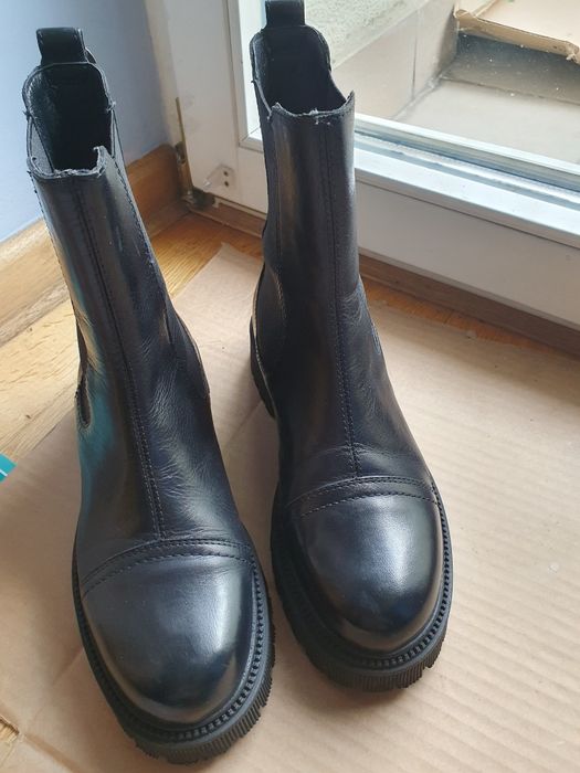 Sztyblety damskie skórzane czarne rozm.39