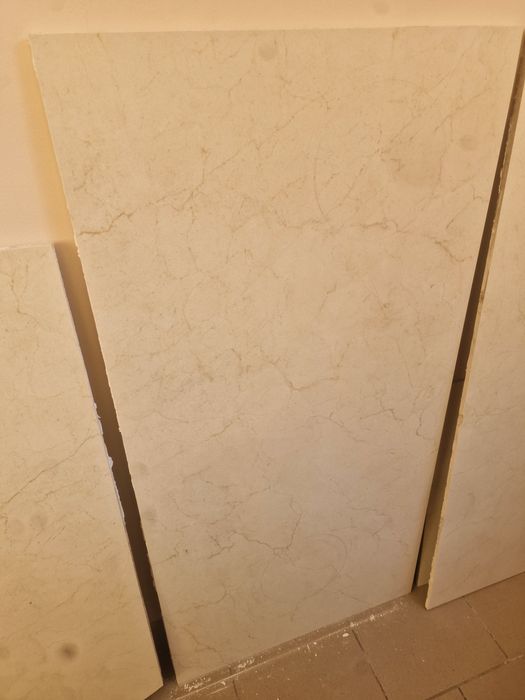 Продам плитку б/у керамогранит