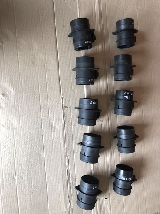 Розходомір повітря Датчик потока воздуха Audi Skoda Seat Vw  2.0 TDI