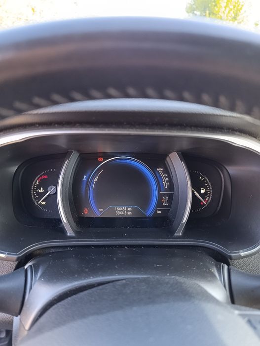 Megane IV Sport Tourer 1.5 DCI intense — photo 3