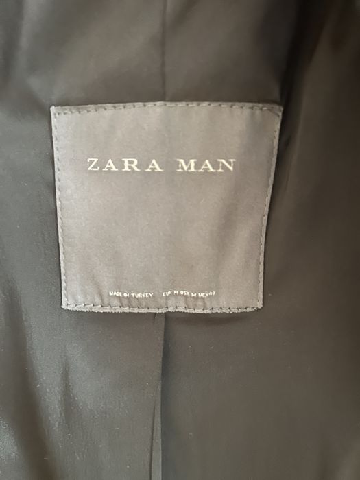 Czarny płaszcz męski zara