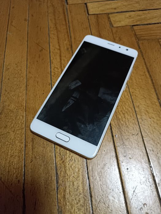 Телефон Redmi Pro. Под востановление.