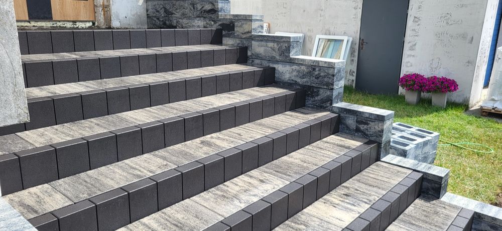 Układanie kostki brukowej
