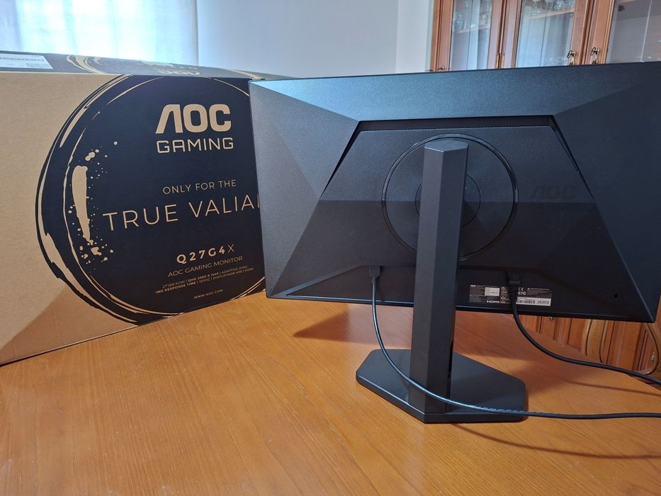 Monitor AOC 27" 2K como novo