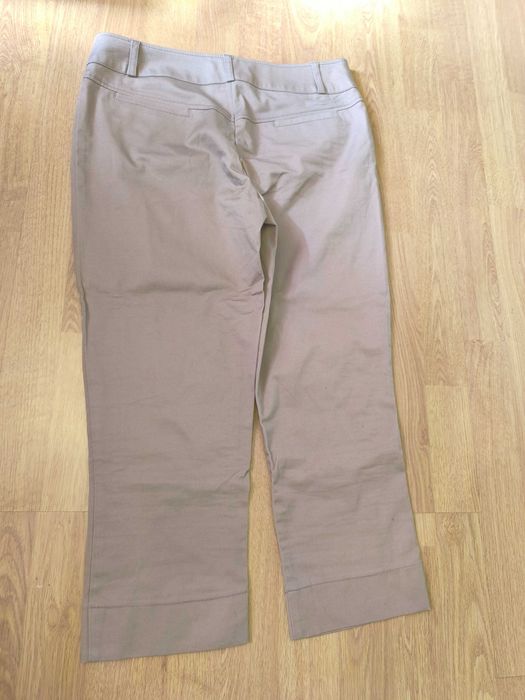 Damskie spodnie rybaczki capri 7/8 beżowe, rozmiar S
