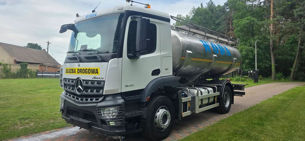 Mercedes-Benz Arox 1840  Cysterna do wody polewaczka