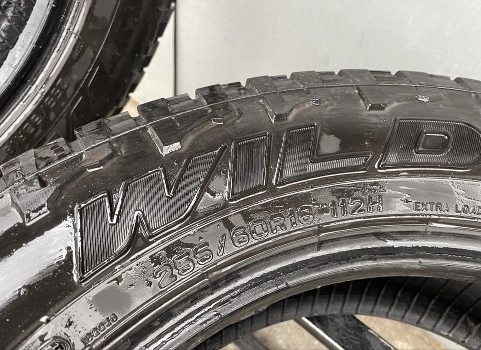 Шини 255/60 r18 Falken A/T болотяна