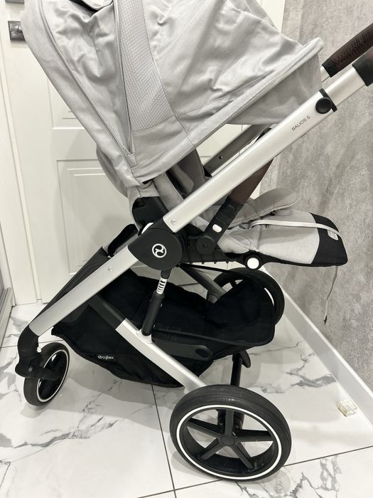 cybex balios s lux 2024
