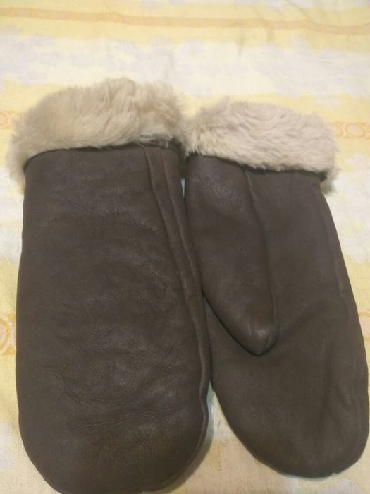 Перчатки, рукавички, варежки женские.