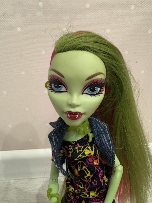 Lalka Monster High, Venus McFlytrap Between Classes