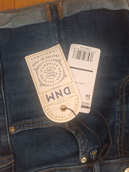 Calções de ganga novos da Mango, tamanho 36