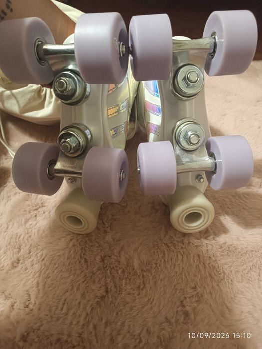 Vendo patins e acessórios NOVOS