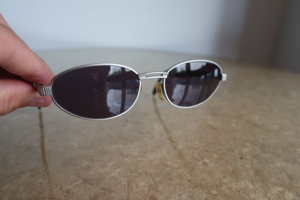 Óculos de sol anos 90 marca Notorio (Made in Italy, 1997)