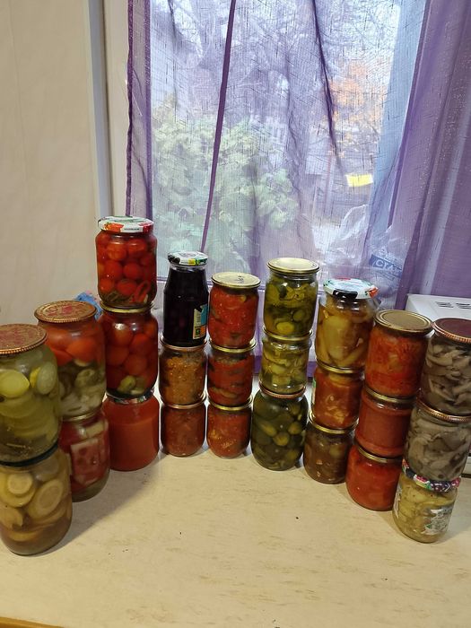 Домашня Консервація,  соки, варення джеми
