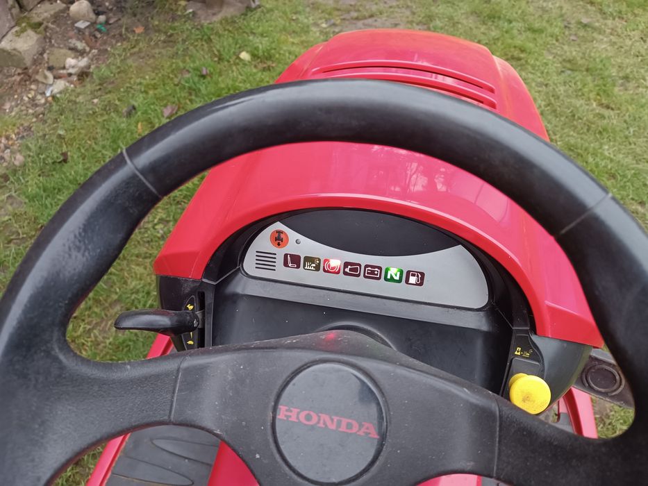 Kosiarka traktorek Honda 2417 V2 pompa oleju Hydro