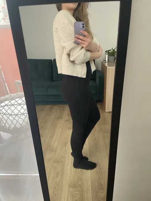 Kremowy sweterek Even&Odd