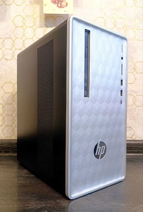 Комп'ютер Ryzen 3 1200 RX 550 2GB 8 DDR4 M.2SSD 256 AM4 B320 ПК HP 590