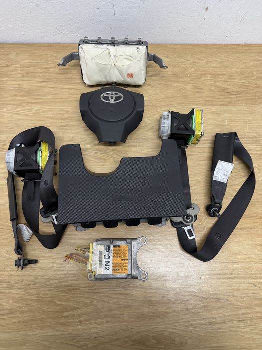 Pasy, poduszki, sterownik Toyota Urban Cruiser 1.33 Vvti