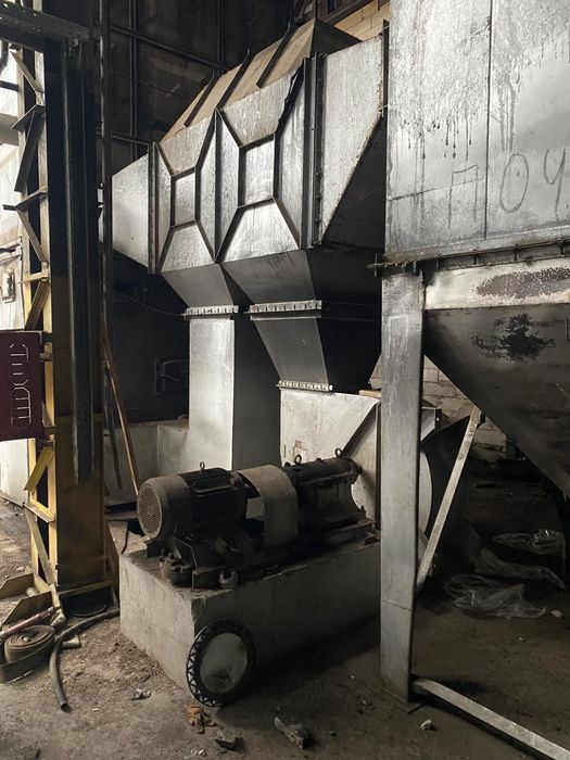 Котел твердопальивний 4,7 МВт масло