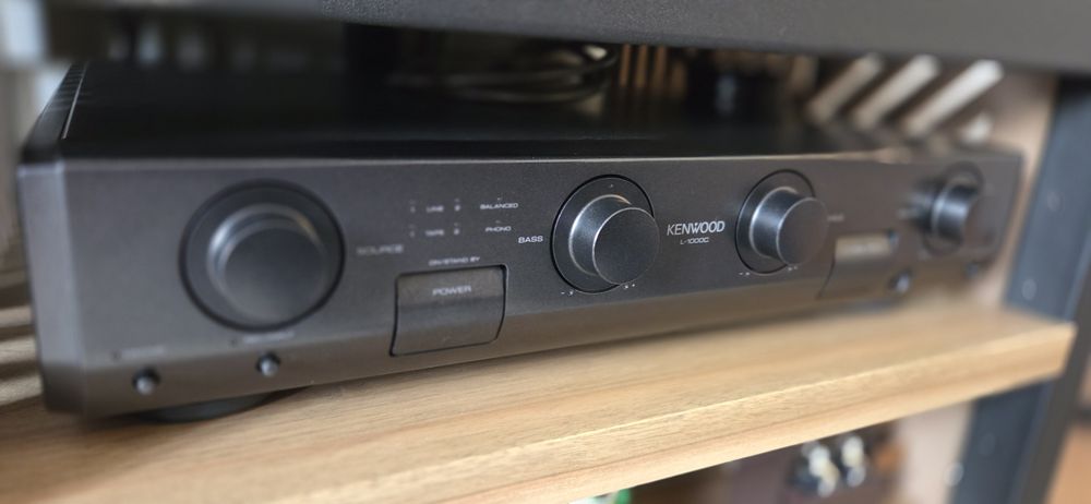Kenwood L-1000 C przedwzmacniacz zbalansowany.