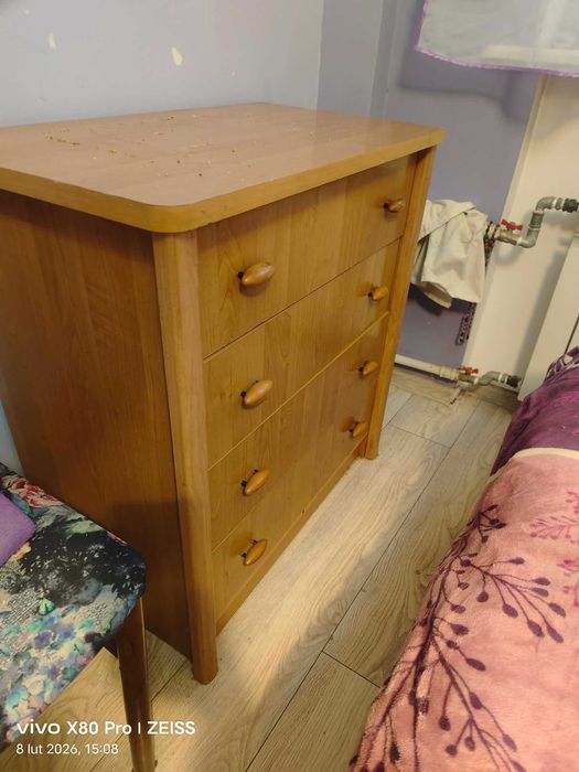 Sprzedam meble w bardzo atrakcyjnej cenie.
