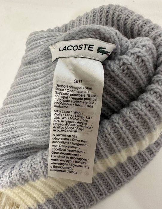 Шапка біні. Lacoste.