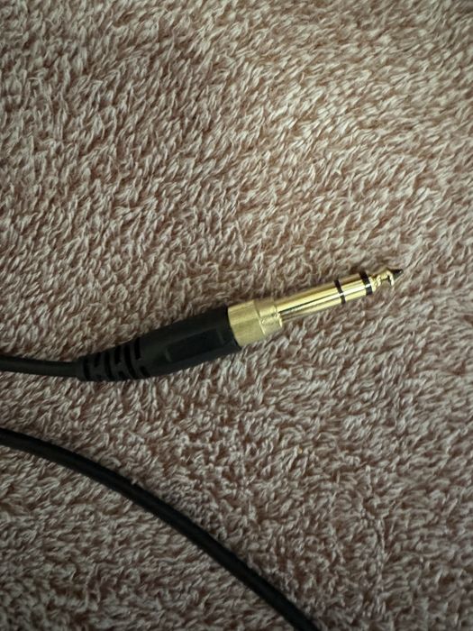 Sluchawki Beyerdynamic DT 990 Pro 250 Ohm – stan bardzo dobry