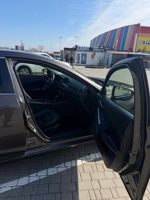 Продам автомобиль Mazda 6 2016