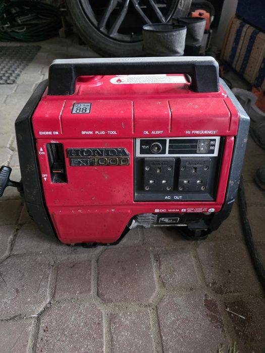 Cichy generator prądu honda ex1000 w walizka