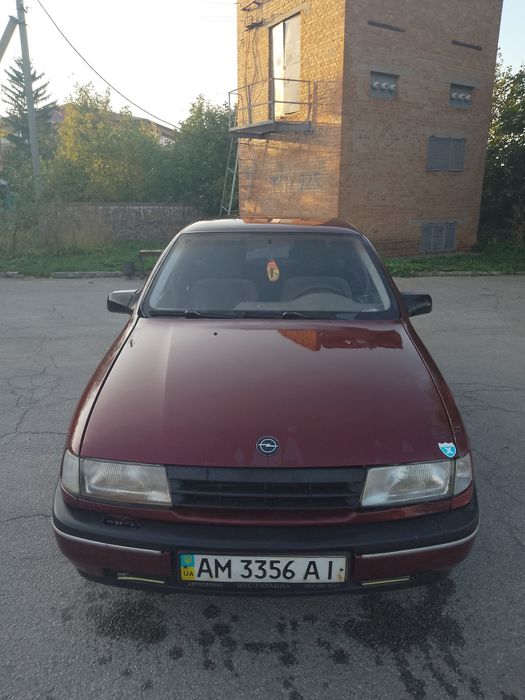 Продам автомобіль Opel Vectra A 2.0 інжектор газ