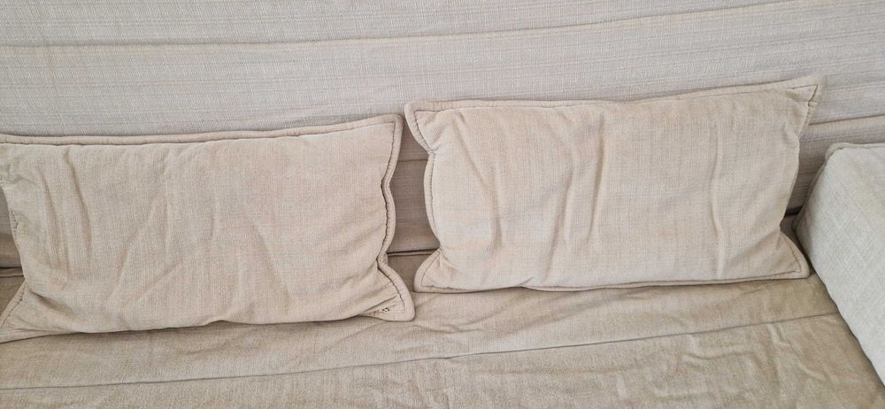 Sofá cama com arrumação