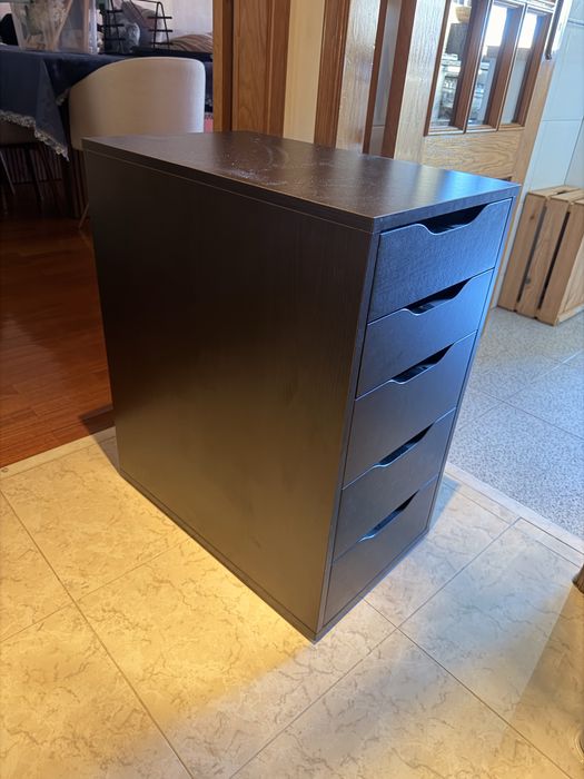Três Moveis Alex Ikea