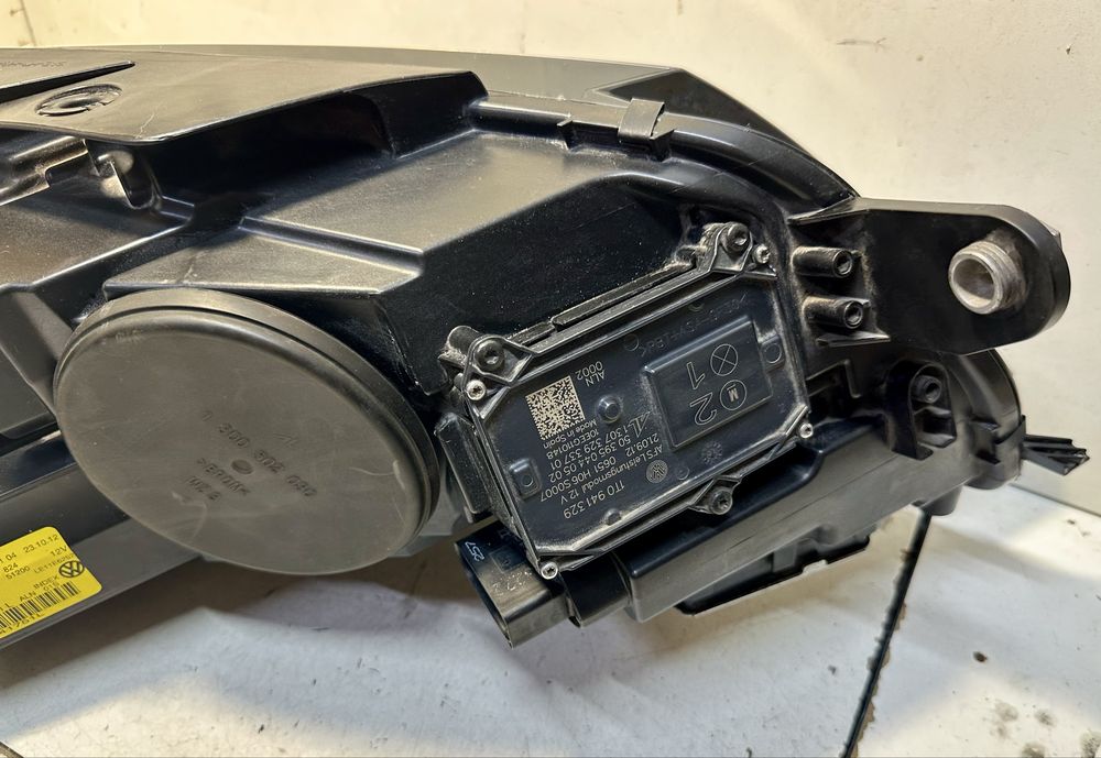 Фара левая volkswagen passat cc xenon led usa 3C8941751L