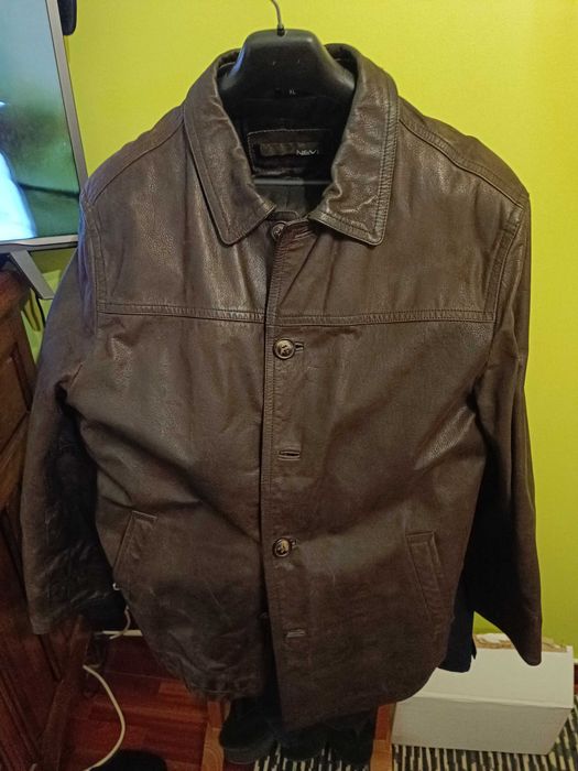 Casaco em pele genuina