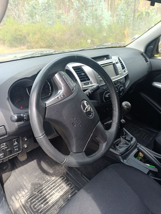 Toyota Hilux — fotografia 5