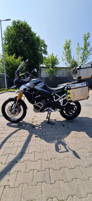 Triump Tiger 900