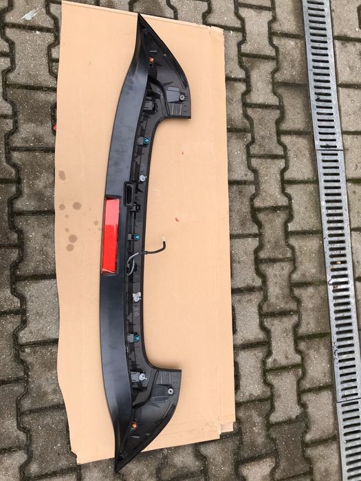 Subaru Spoiler lotka na klapę tylna