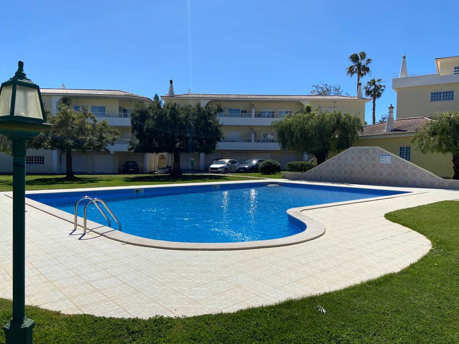 T2 - PRAIA DA ROCHA com Piscina