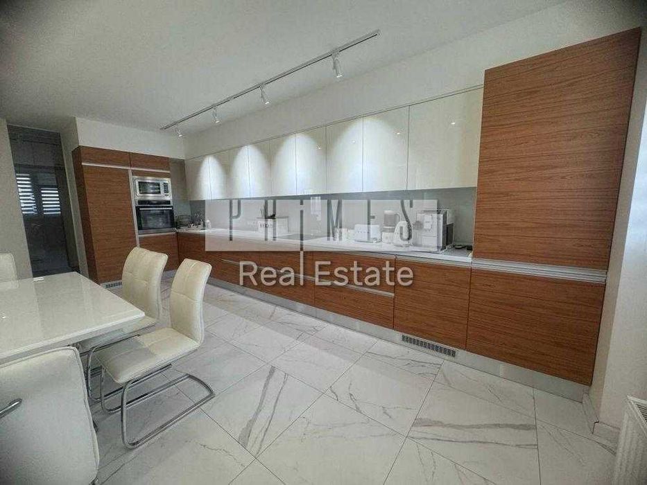Продаж 3-кімнатної квартири 107 м² Лук'янівка, вул. Казарменна