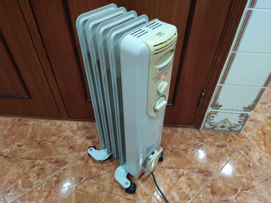 Aquecedor radiador a óleo casa quarto apartamento vivenda escritório.