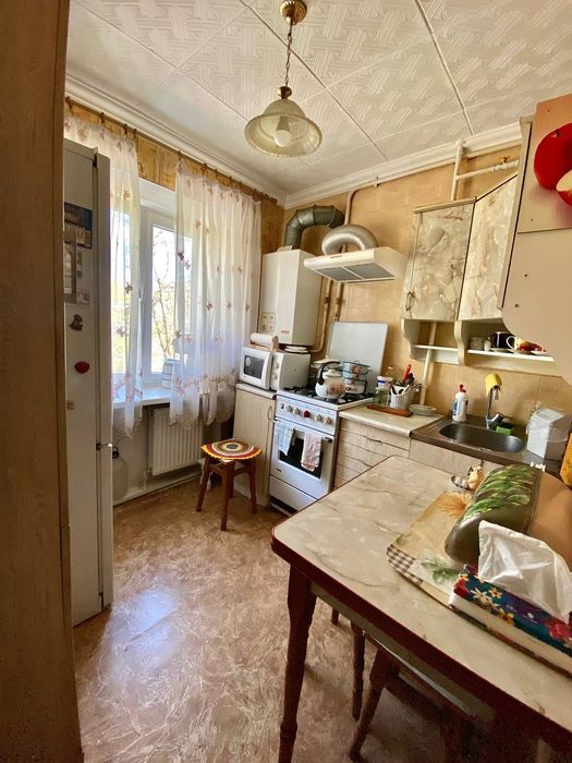 Продам 2-х крмн.квартиру на пр-кте Мира