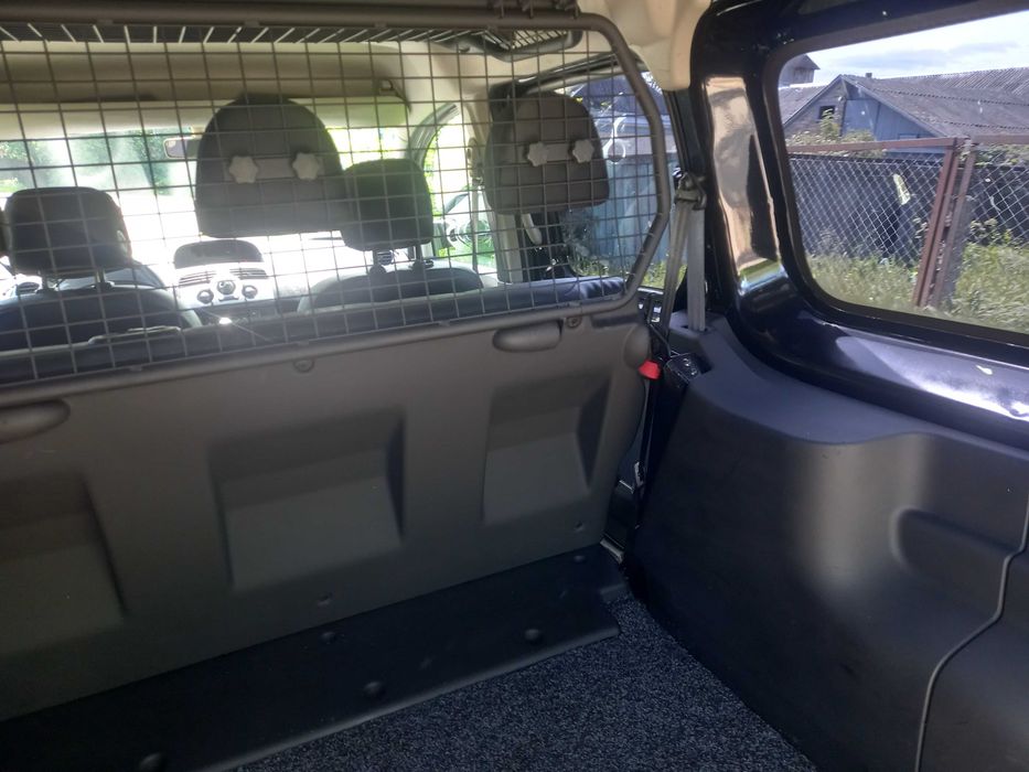 Продам Renault Kengo MAXI 2012