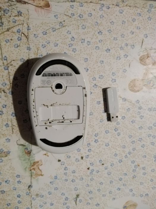 Selling wireless mouse and keyboard64354261024515124