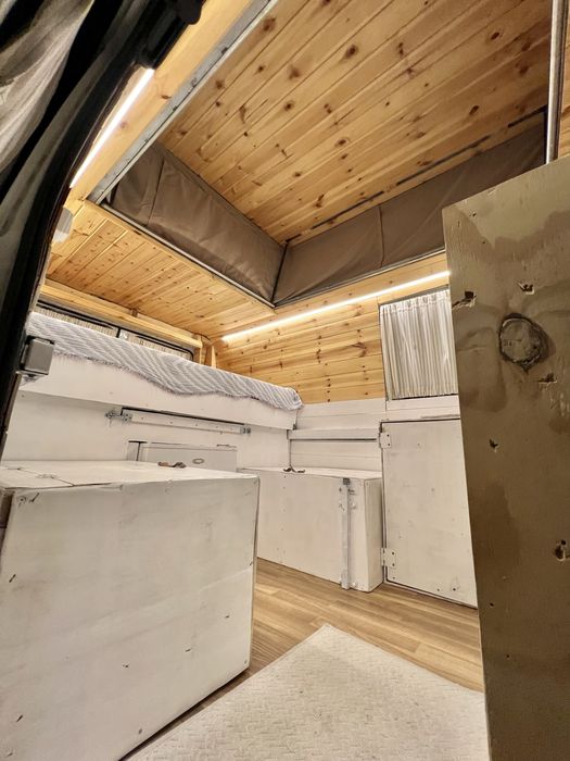 Campervan - Renault Trafic 2.5 -