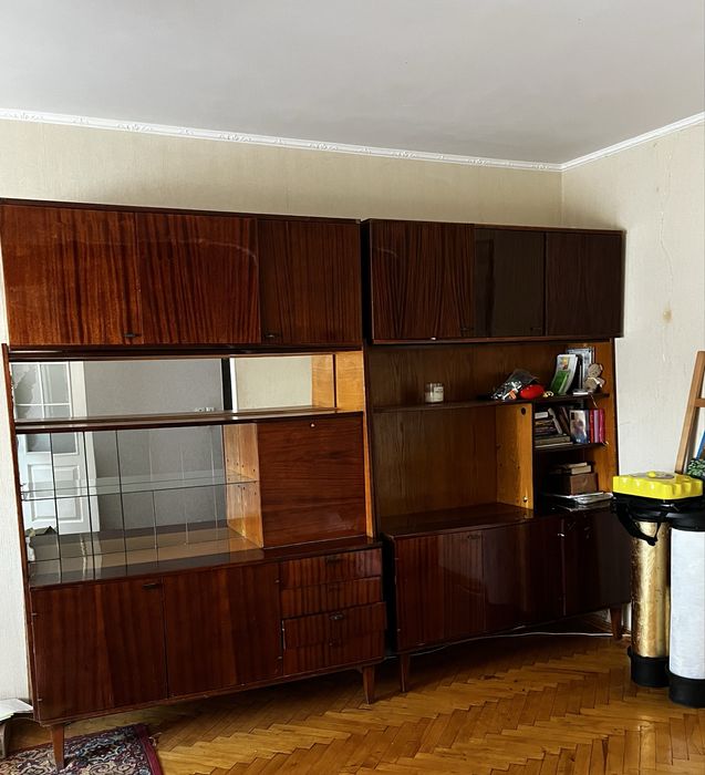 Стінка безкоштовно