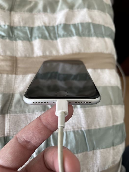 iPhone SE 2020[128GB] Branco