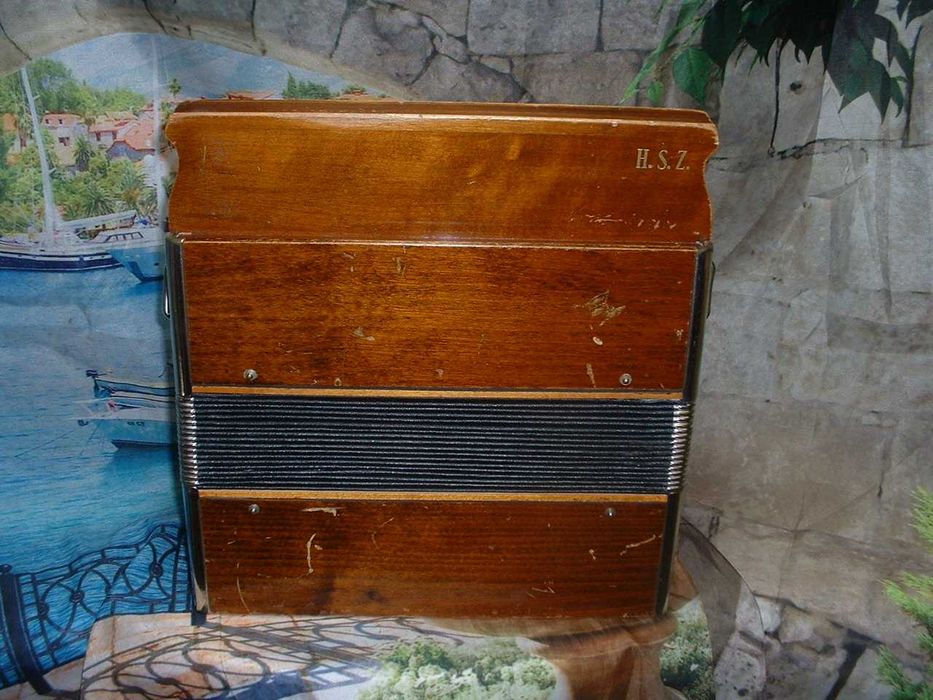 Concertina para venda N, 1019