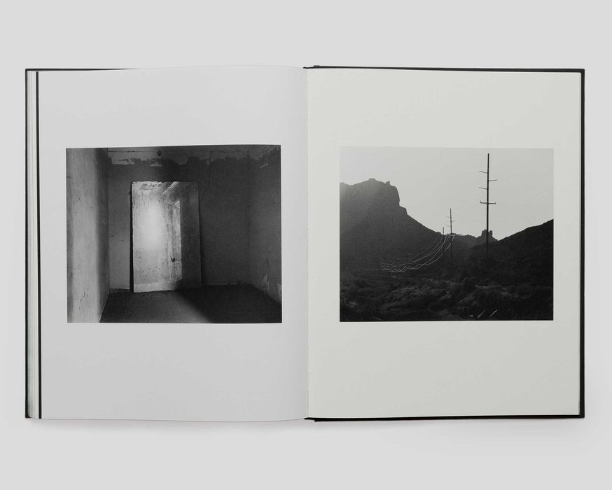 Bryan Schutmaat - Sons of the Living - 1ª Edição - Livro Esgotado