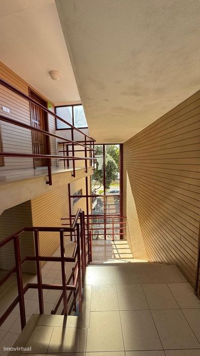 Apartamento T2 Mobilado com Garagem - Esposende - Arrendamento